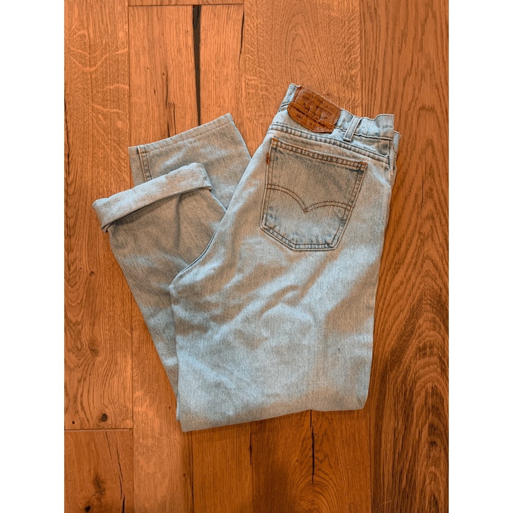 Vintage Levi’s- mom jeans